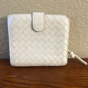 Bottega Veneta Authentic White bifold wallet